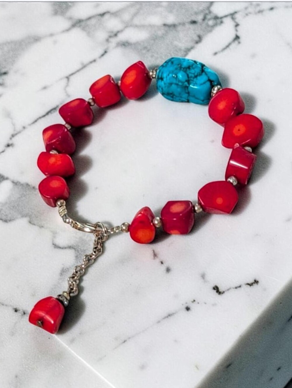 Turquoise Howlite & Coral Beads Bracelet - Fashion Bracelet Size 7"w/Extension